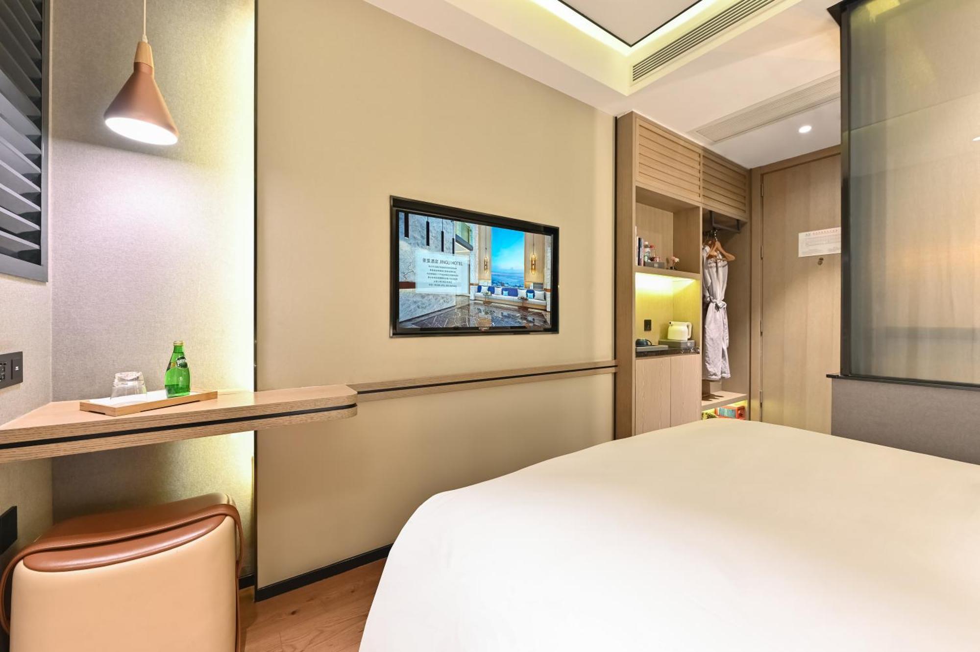 Jingli Hotel Beijing Heshenghui Dajiaoting Subway Station Branch Bagian luar foto